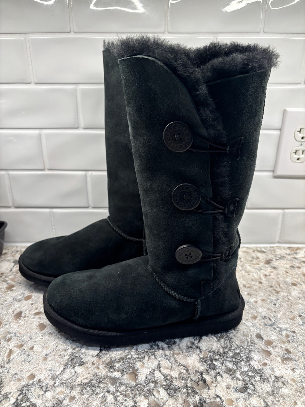 Women's Uggs Black Shearling Button-Detail Winter Tall Boots
